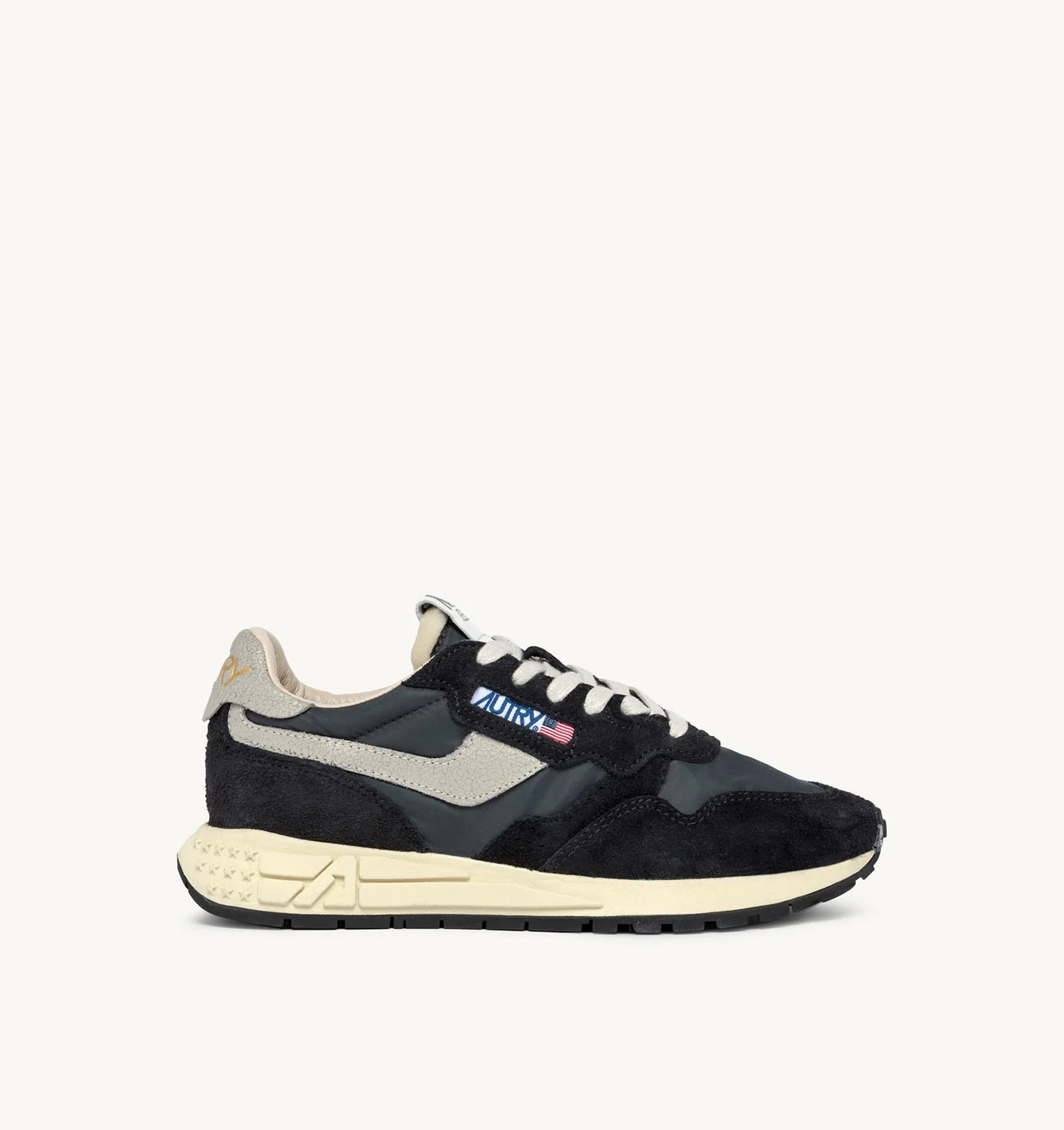 AUTRY Sneakers Donna Reelwind Low Woman WWLW-NC05-Nero Bianco