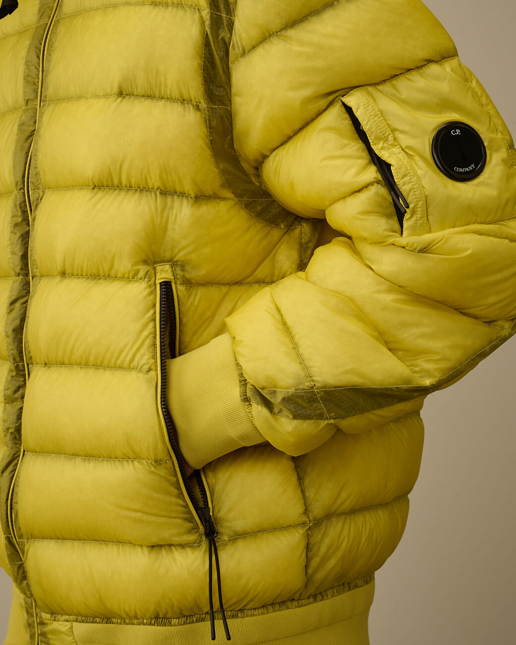 C.P. COMPANY Piumino Uomo D.D. Shell Hooded Down-Green Sheen Yellow