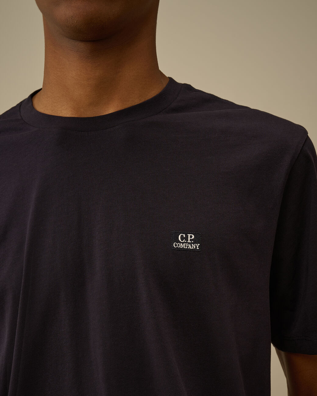 C.P. COMPANY T-shirt Uomo 30/1 Jersey Logo Patch-Total Eclipse Blue