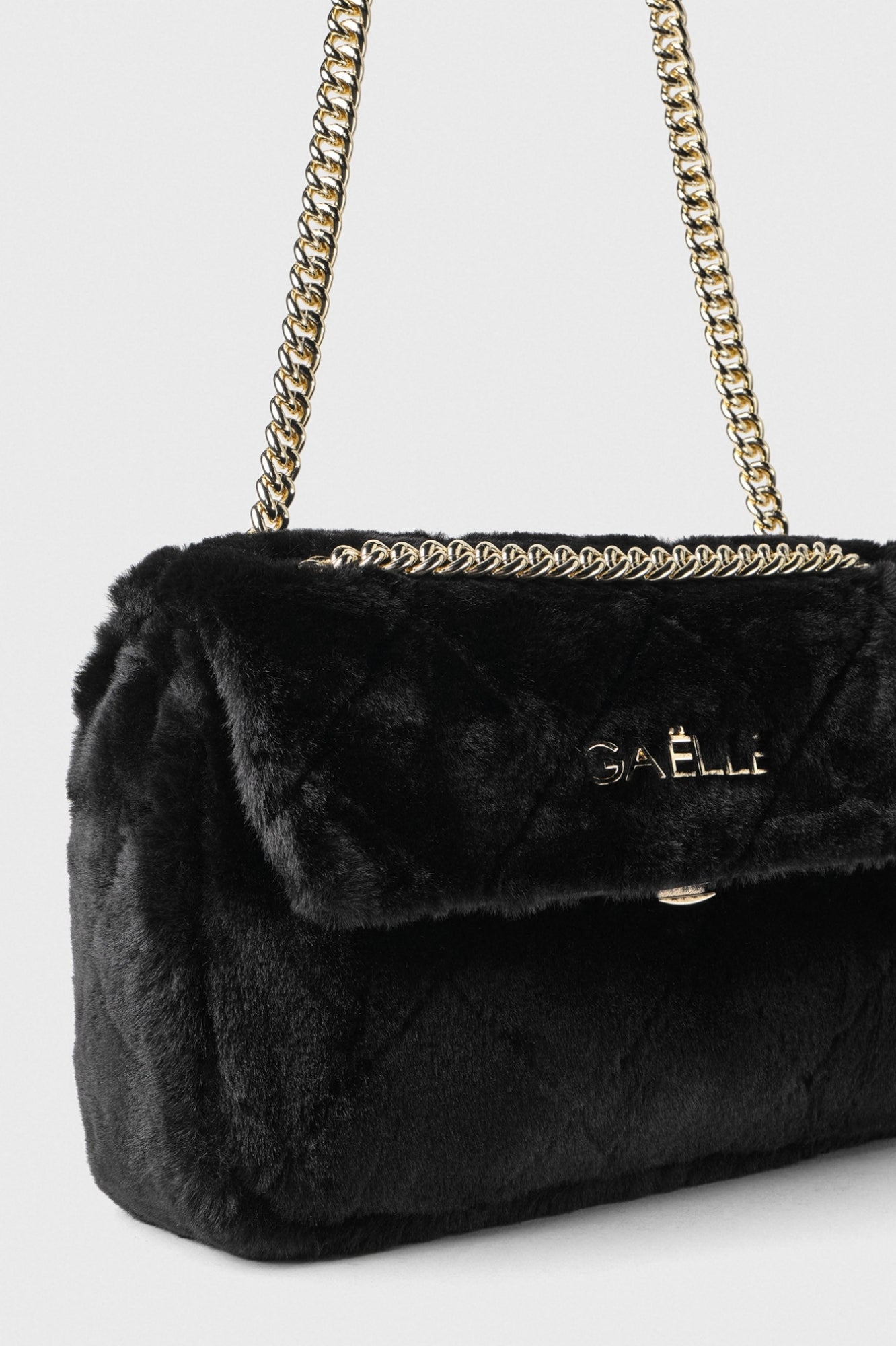 GAELLE PARIS Borsa Regular Shoulder Strap Matelassé Ecopelliccia-Nero