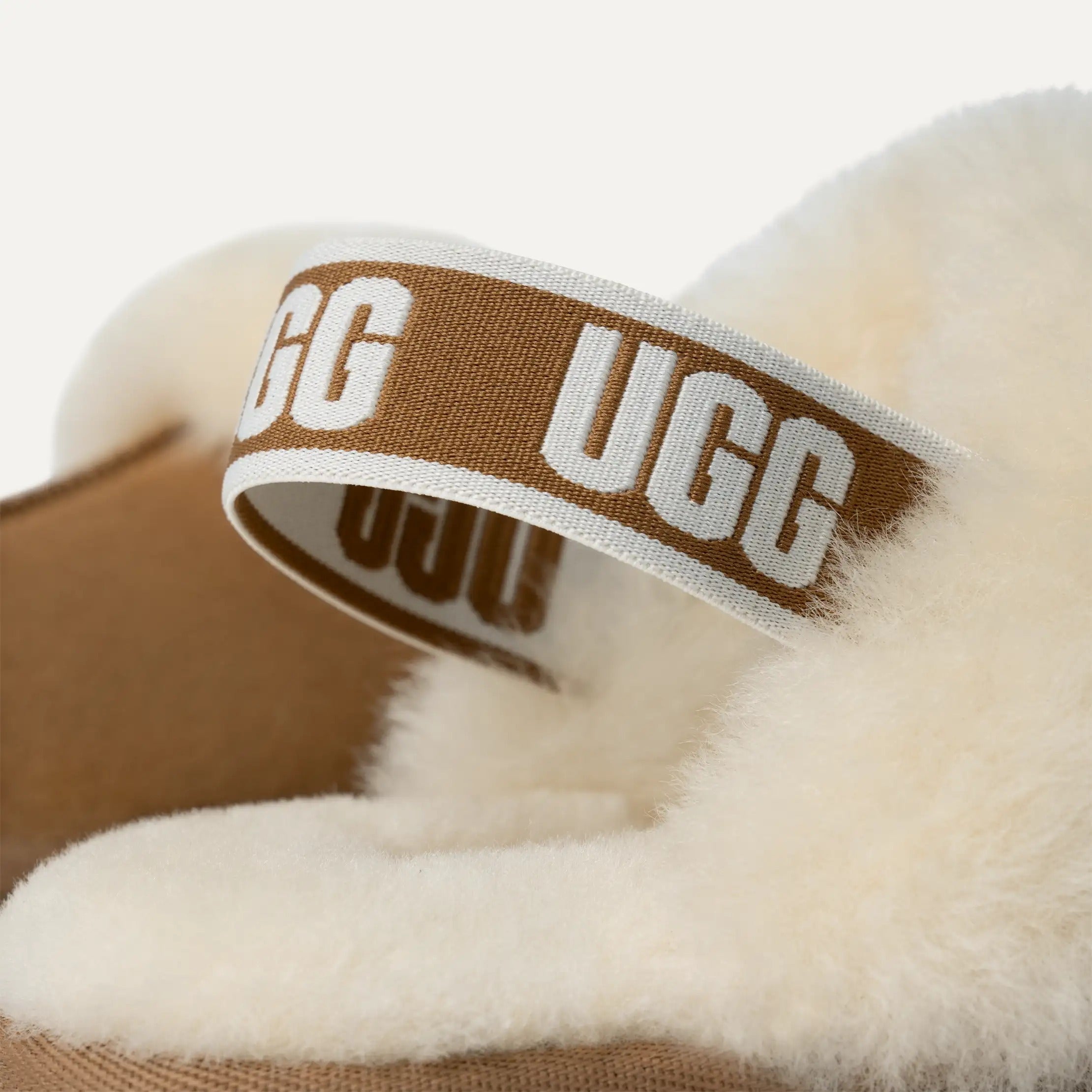 UGG Ciabatta Unisex Bambino FUNKETTE 1130395-Chestnut