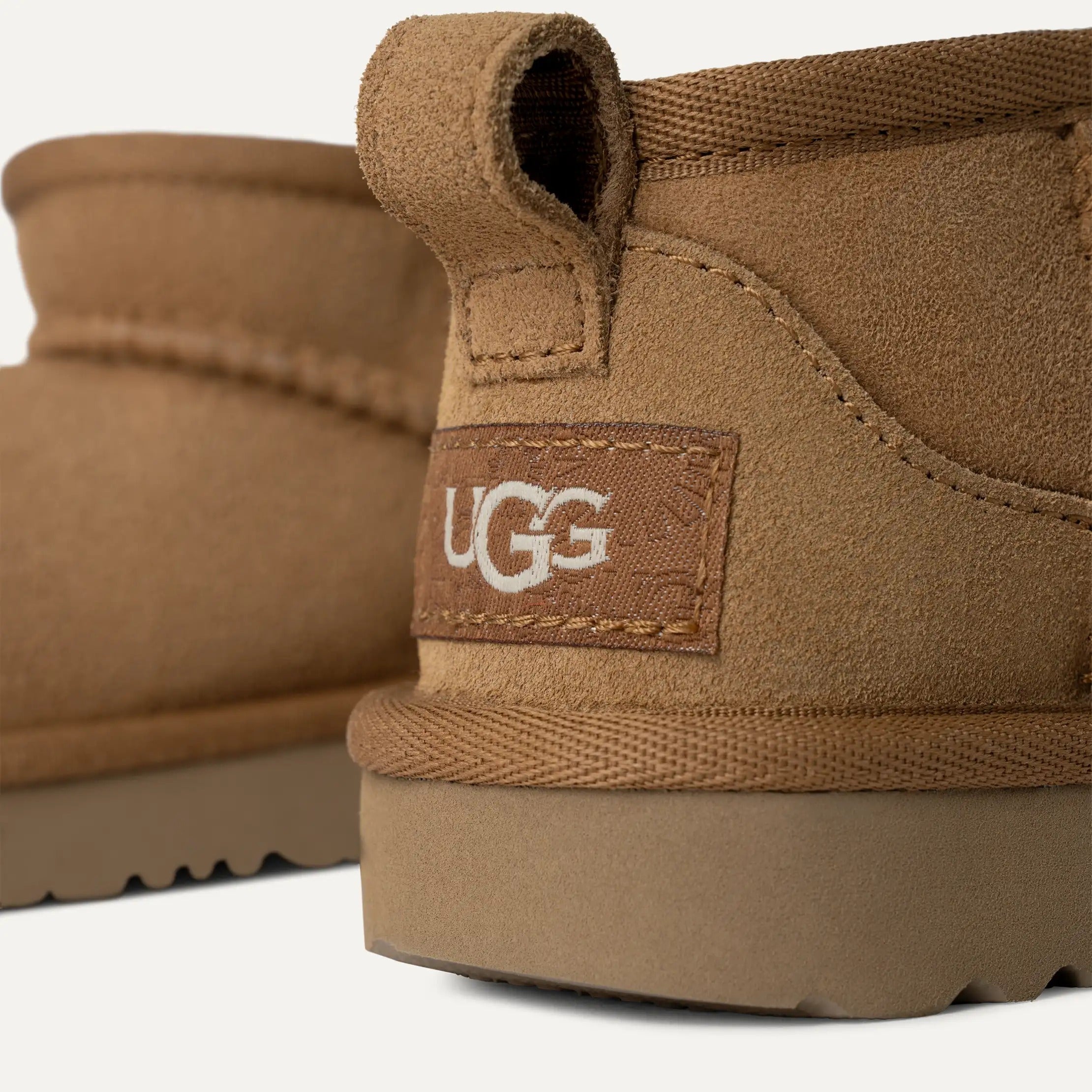 UGG Scarponcino Unisex Bambino (2-5anni) Classic Ultra Mini 1130750T-Chestnut