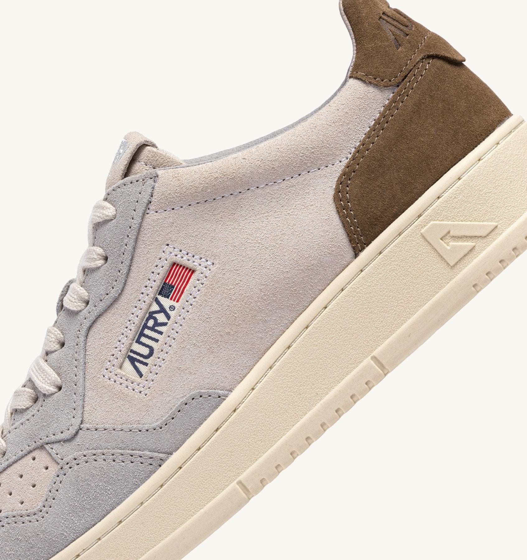 AUTRY Sneaker Uomo Medalist Low Tricolor-White Vapor Cigar