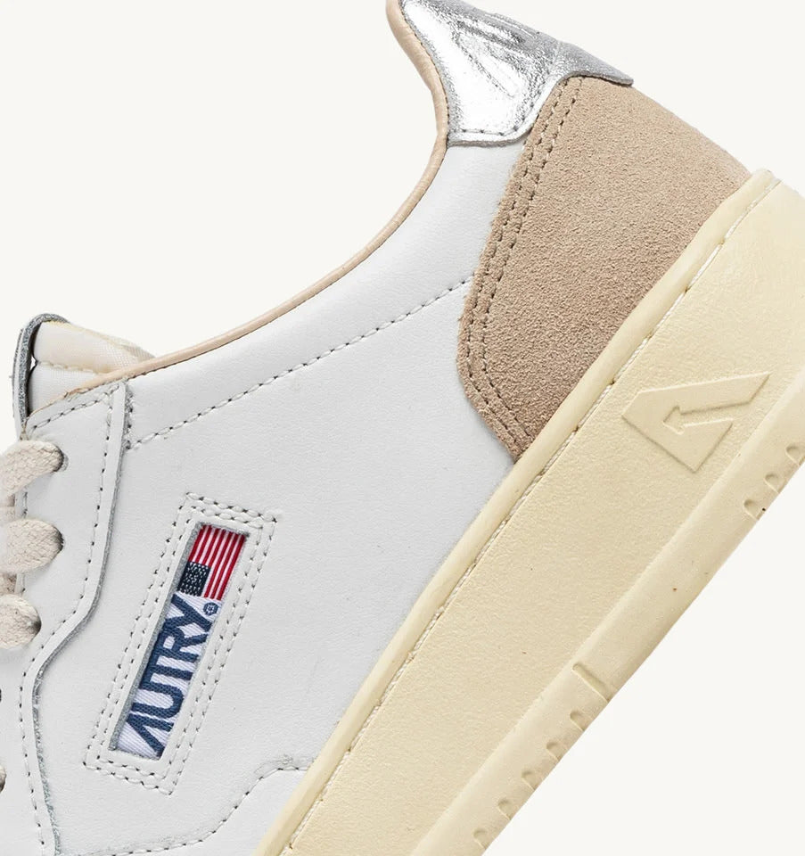 AUTRY Sneaker Donna Medalist Low-White Beige Silver
