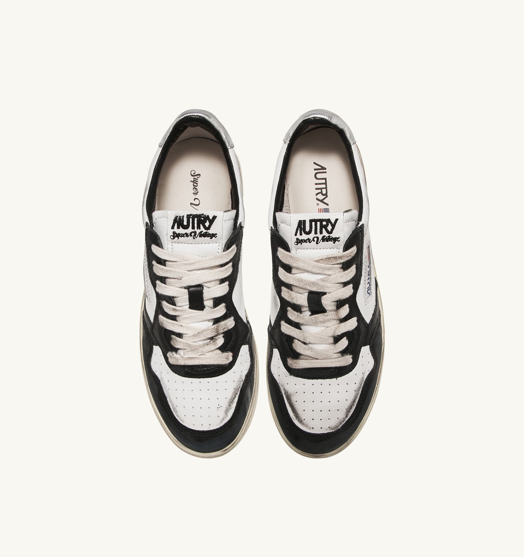 AUTRY Sneaker Uomo Medalist Low Super Vintage-White Black Silver