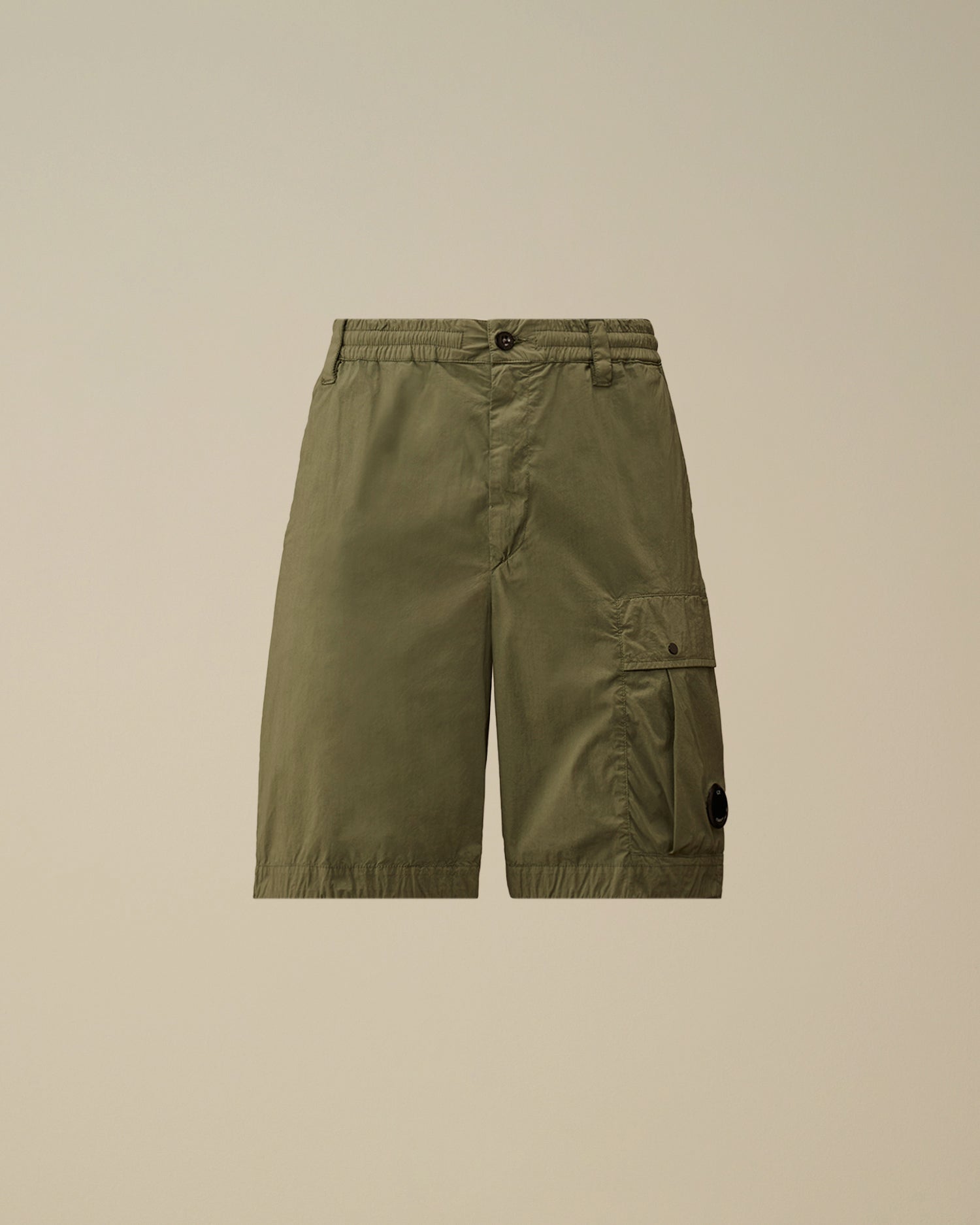 C.P. COMPANY Bermuda Uomo Cargo 50 Fili Stretch Logo Lente-Laurel Wreath Green