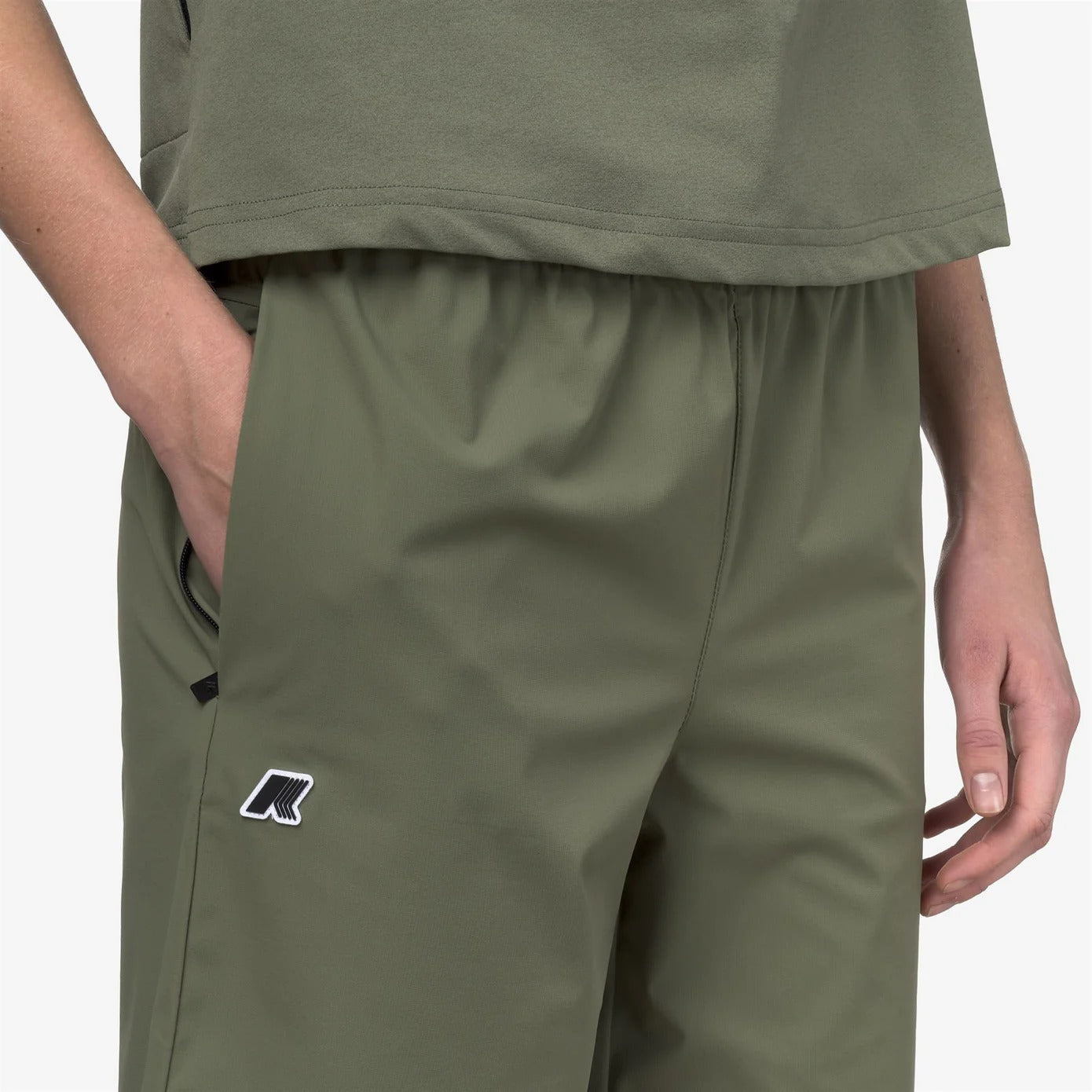 K-WAY Shorts Unisex NESILIER TRAVEL-Green Lichen