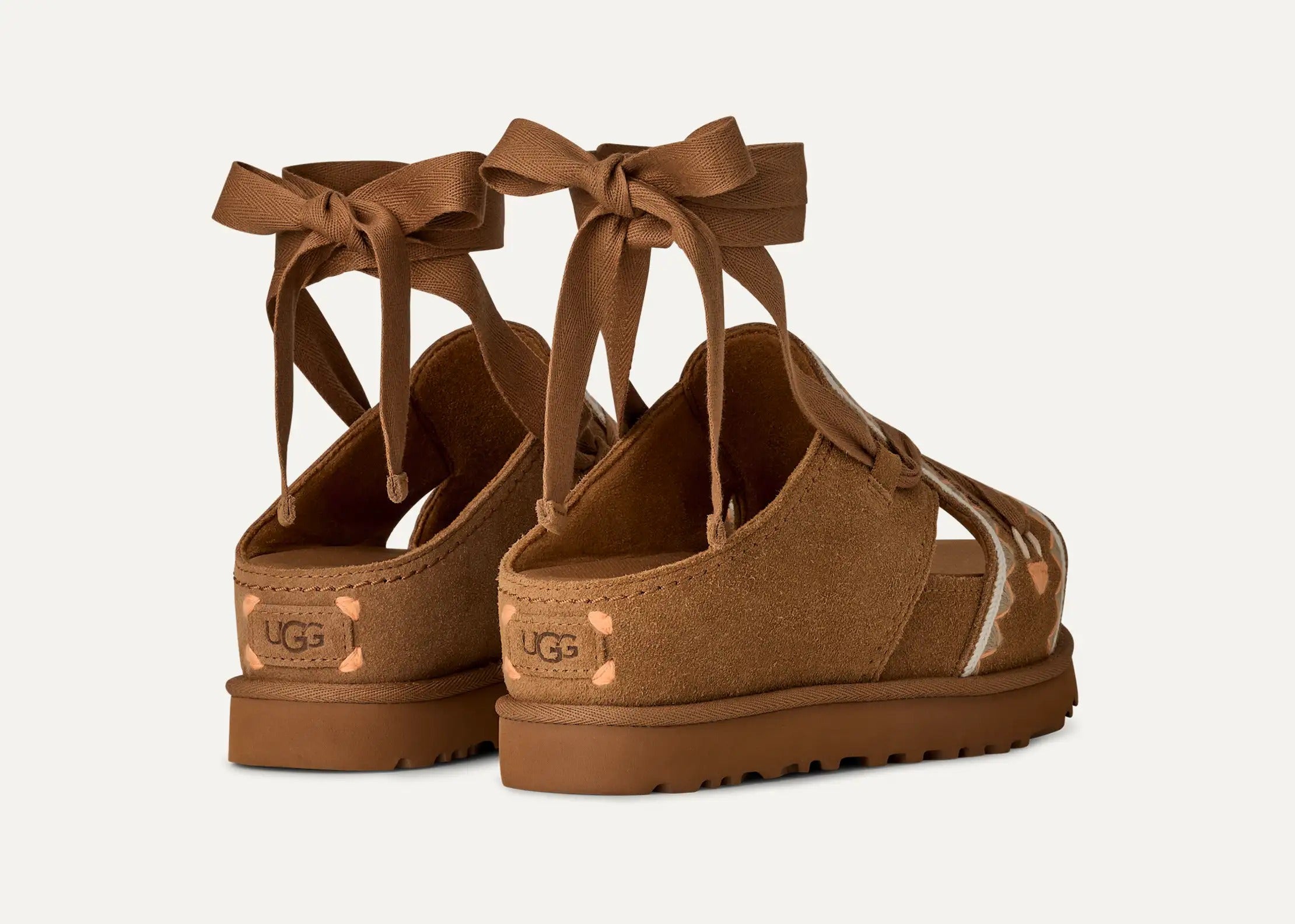 UGG Sandalo Donna GOLDENSTAR HI ARTISTITCH 1175133-Chestnut