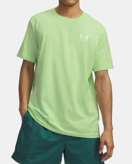 UNDER ARMOUR T-Shirt Uomo Left Chest Logo-Lumos Lime