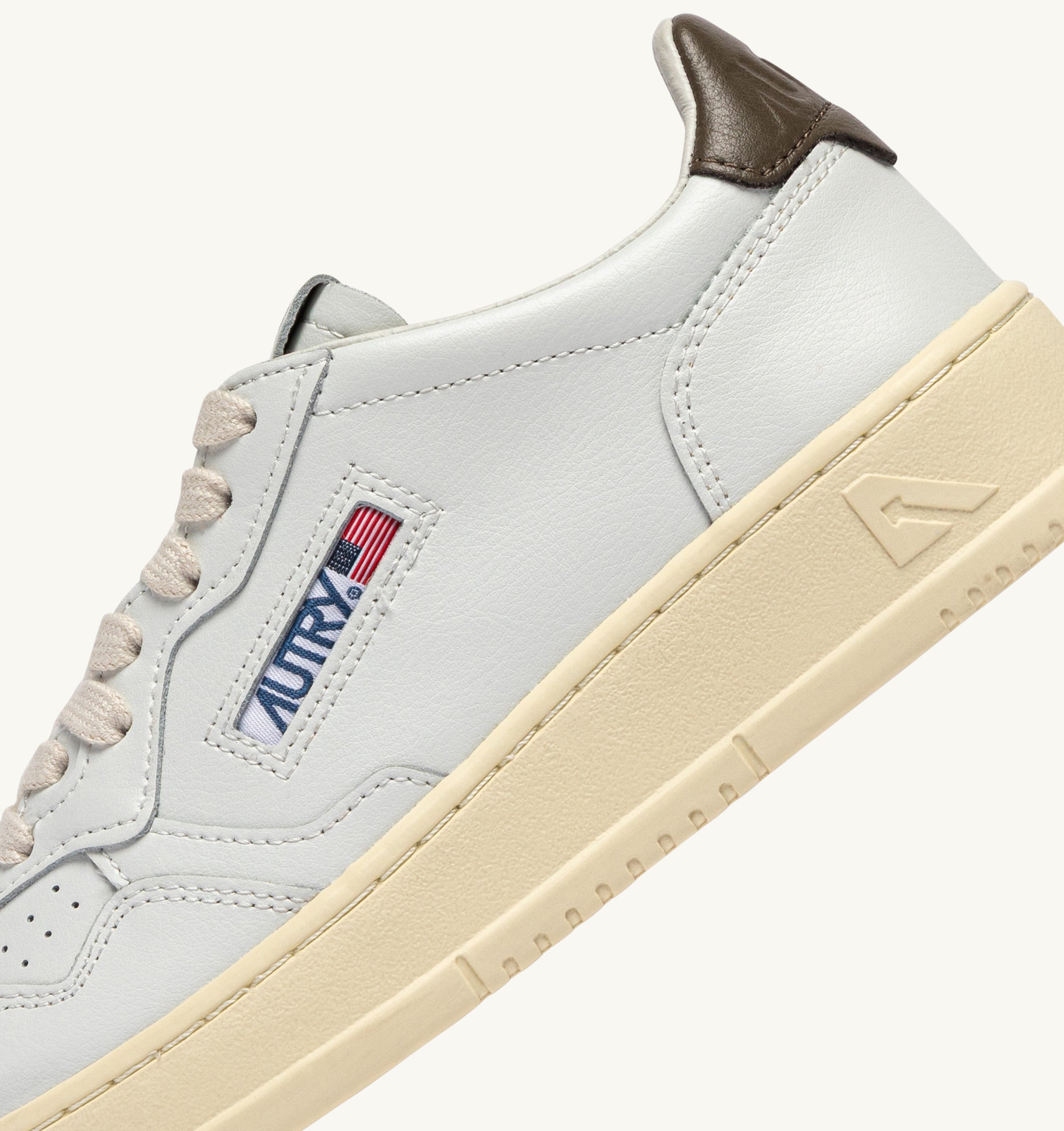 AUTRY Sneaker Uomo MEDALIST LOW-White Choco