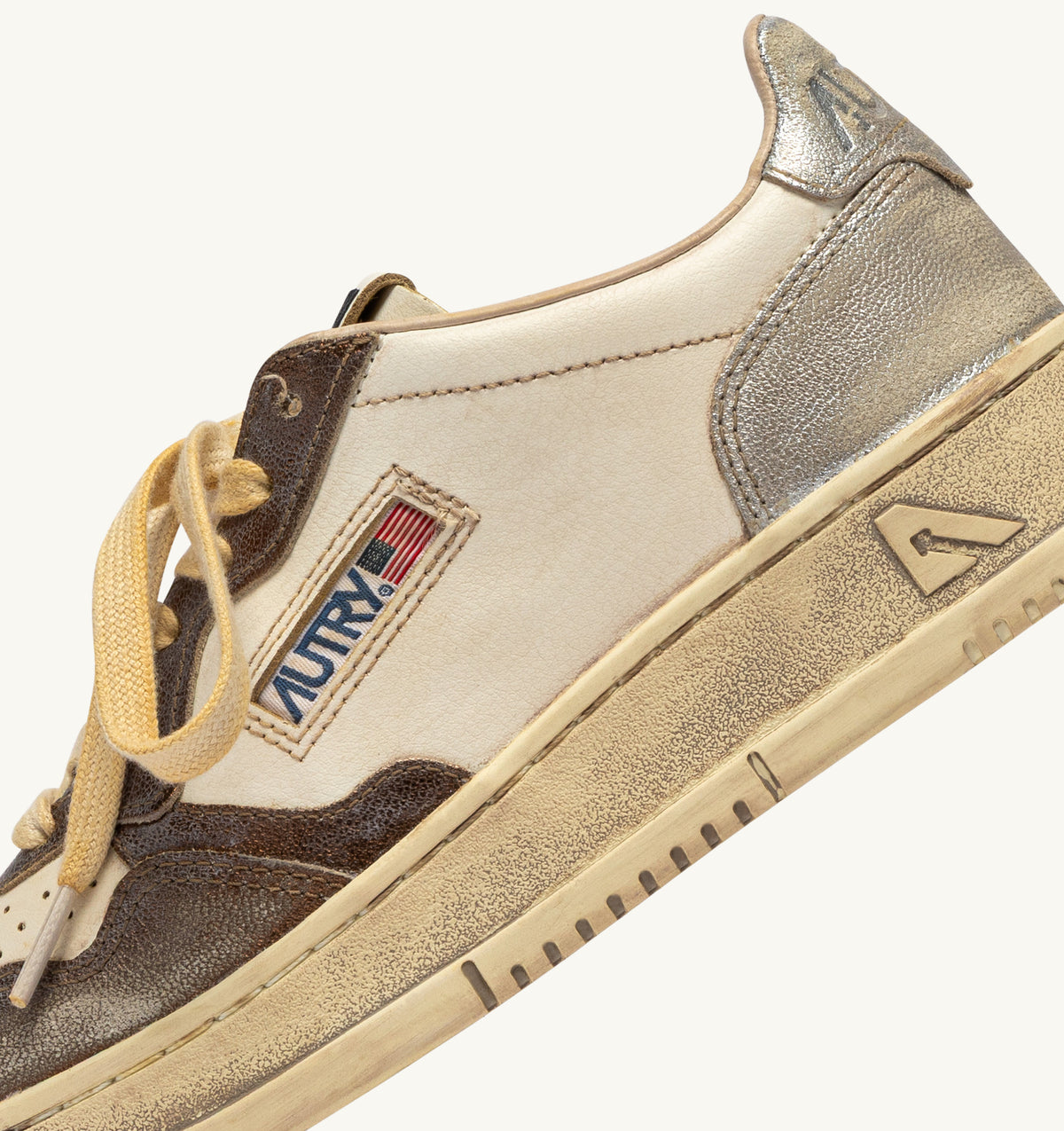 AUTRY Sneaker Uomo Medalist Low Super Vintage-Chocolate Silver