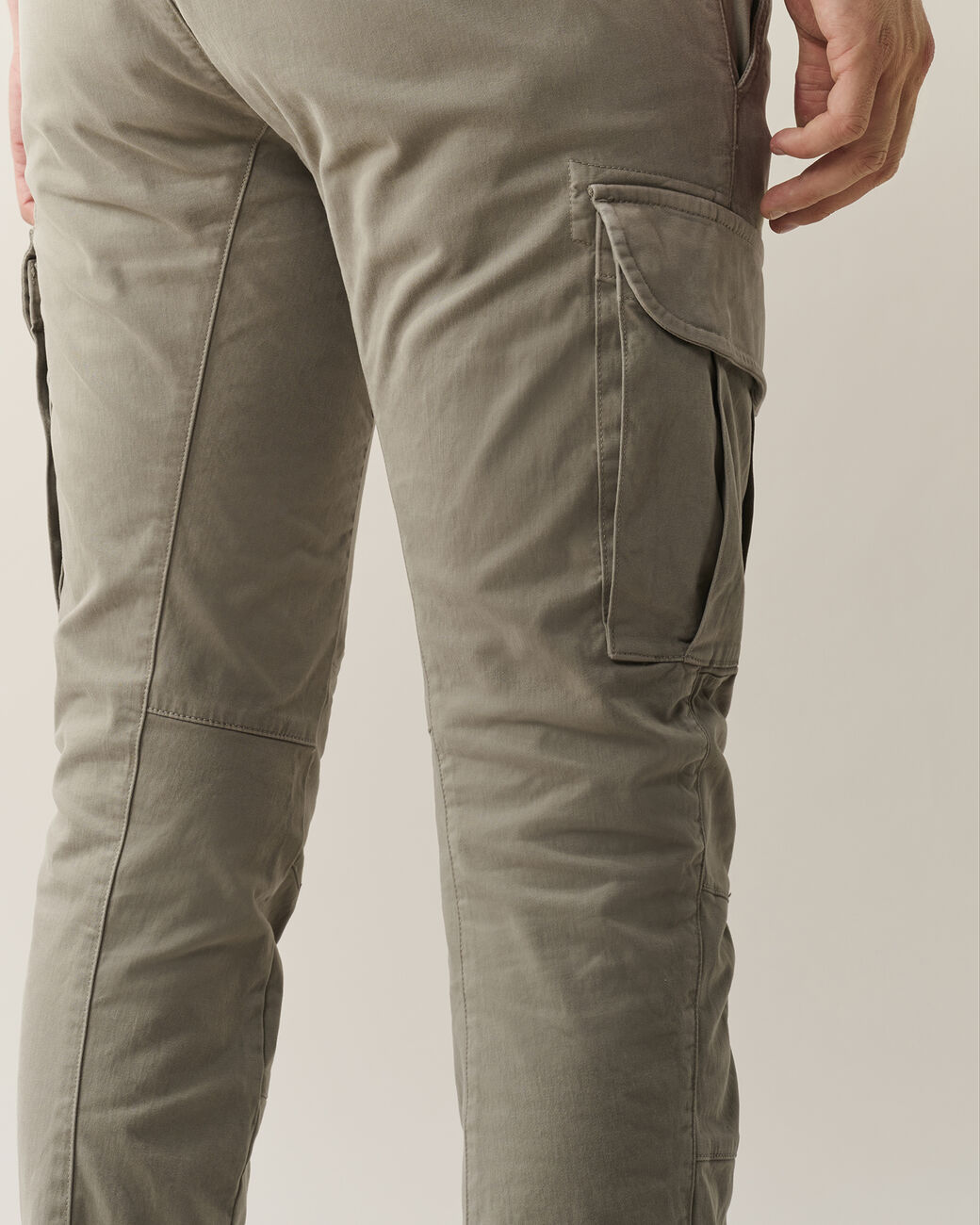 C.P. COMPANY Pantalone Uomo Stretch Sateen Ergonomic Cargo-Fallen Rock