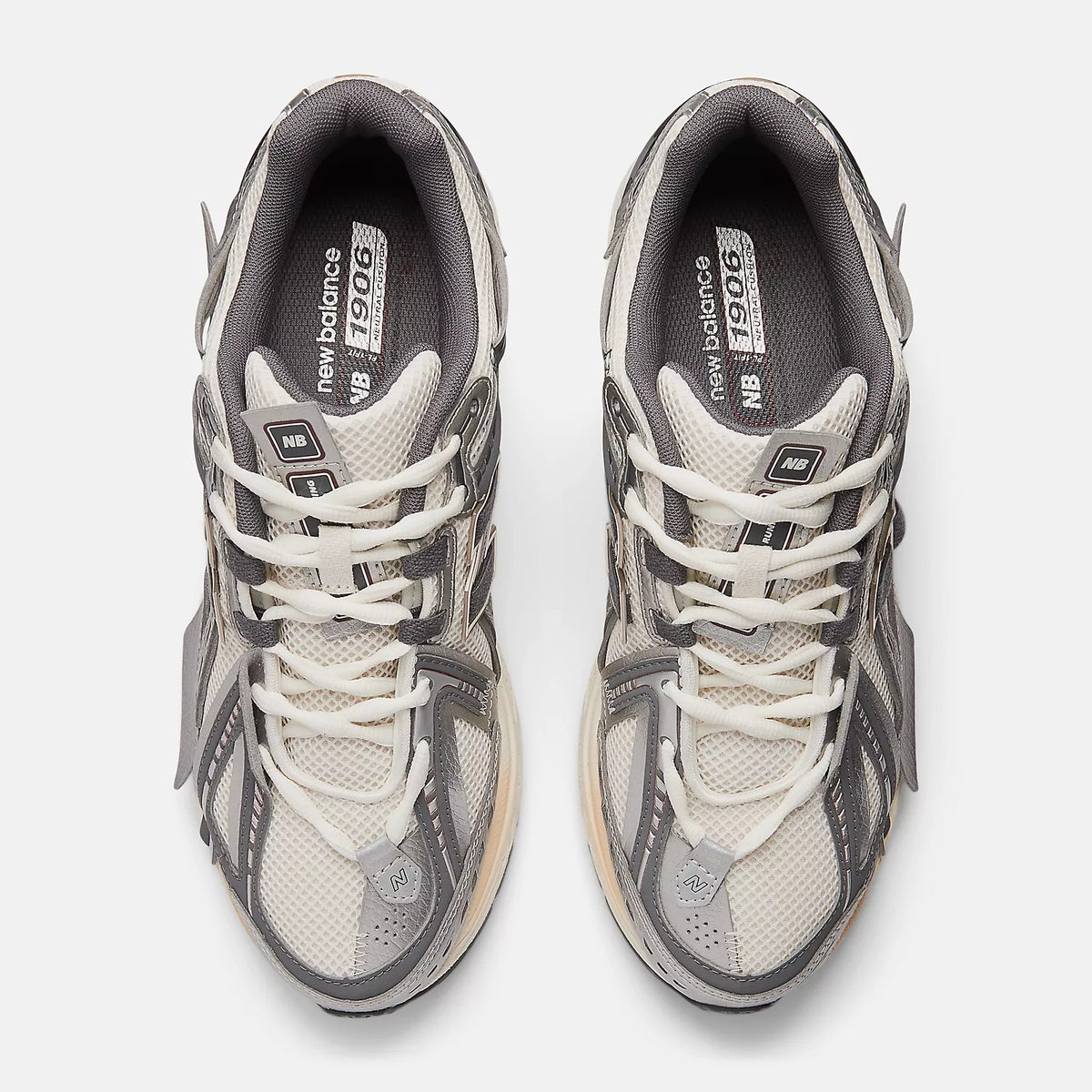 NEW BALANCE Sneaker Unisex 1906A-Silver Metallic/Castlerock/Gold Metallic