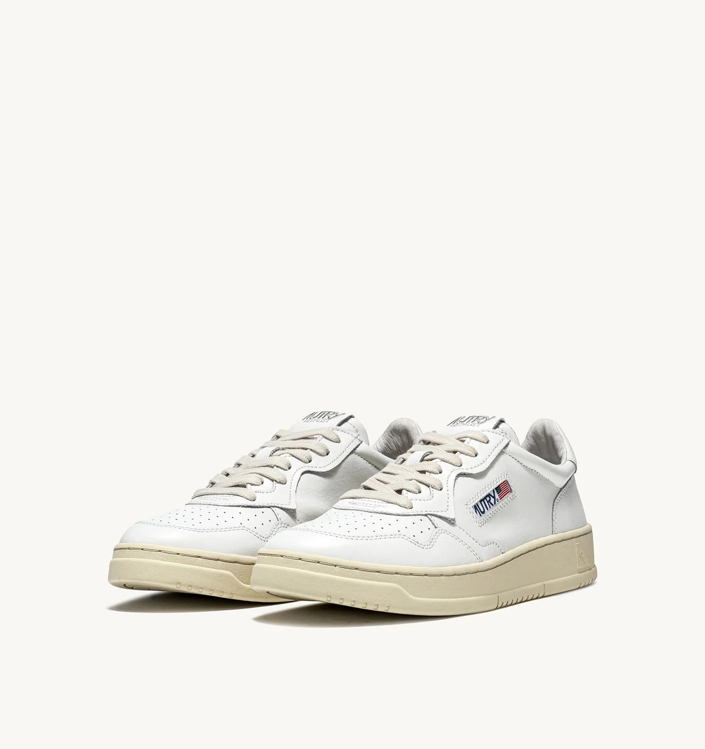 Autry Women's Sneakers Medalist AULW-LL15 White