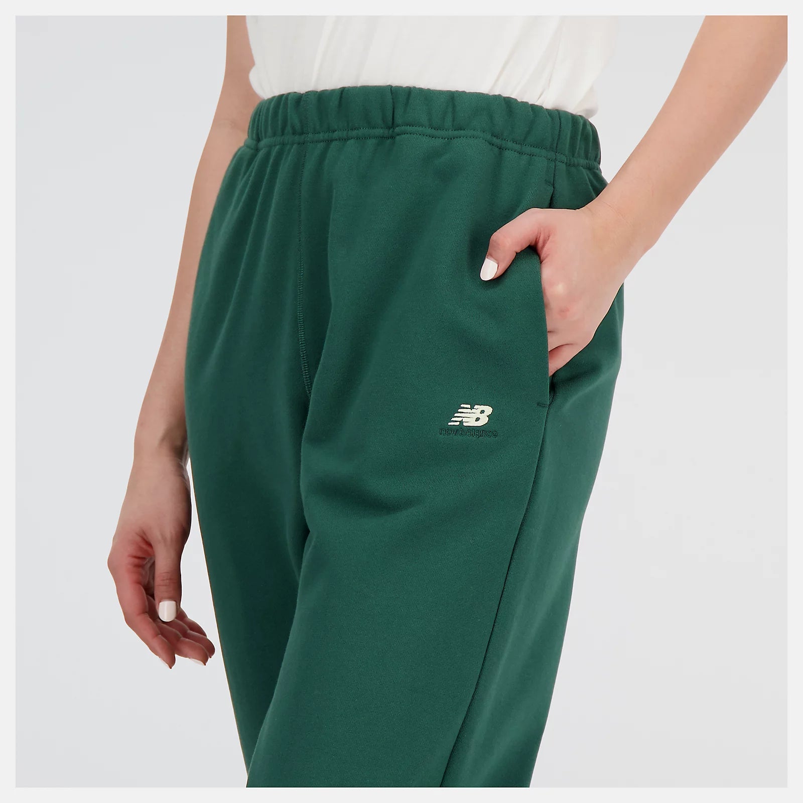 NEW BALANCE Pantaloni Donna Athletics Remastered WP31503 Nightwatch Green