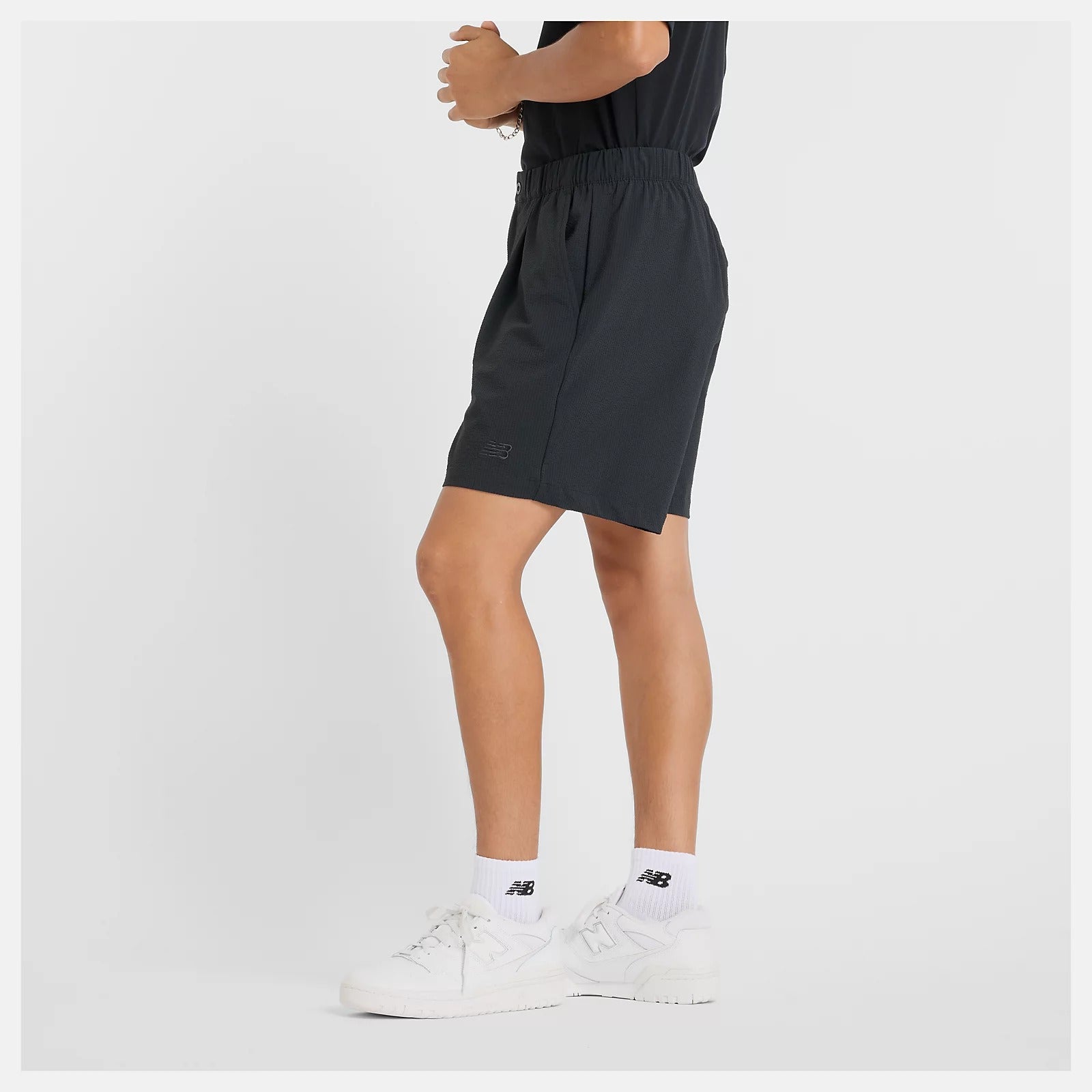 NEW BALANCE Shorts Uomo Seersucker-Black