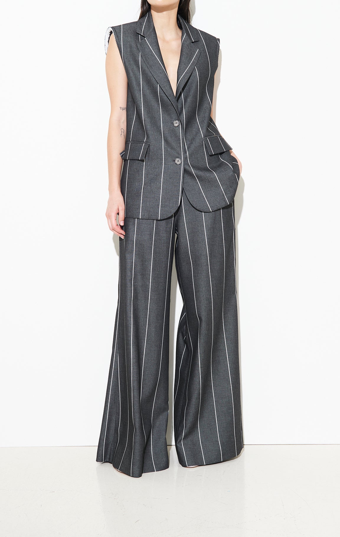 SO ALLURE Pantalone Flare gessato-Nero