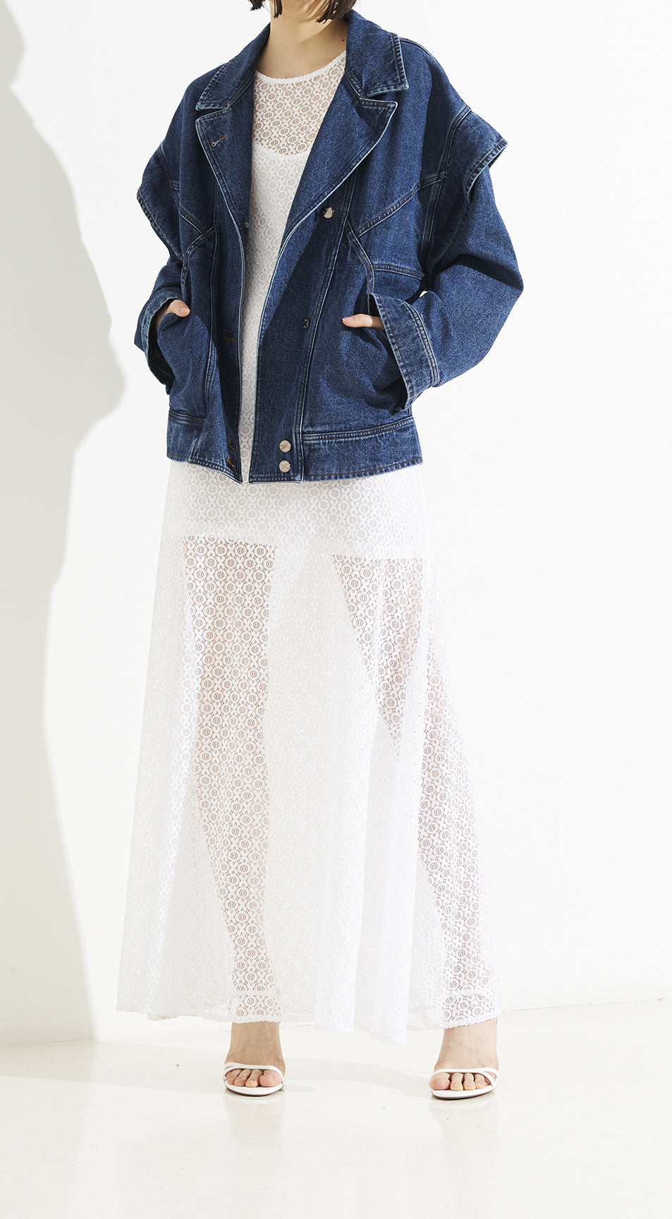 SO ALLURE Abito Lungo Pizzo Stretch-Latte