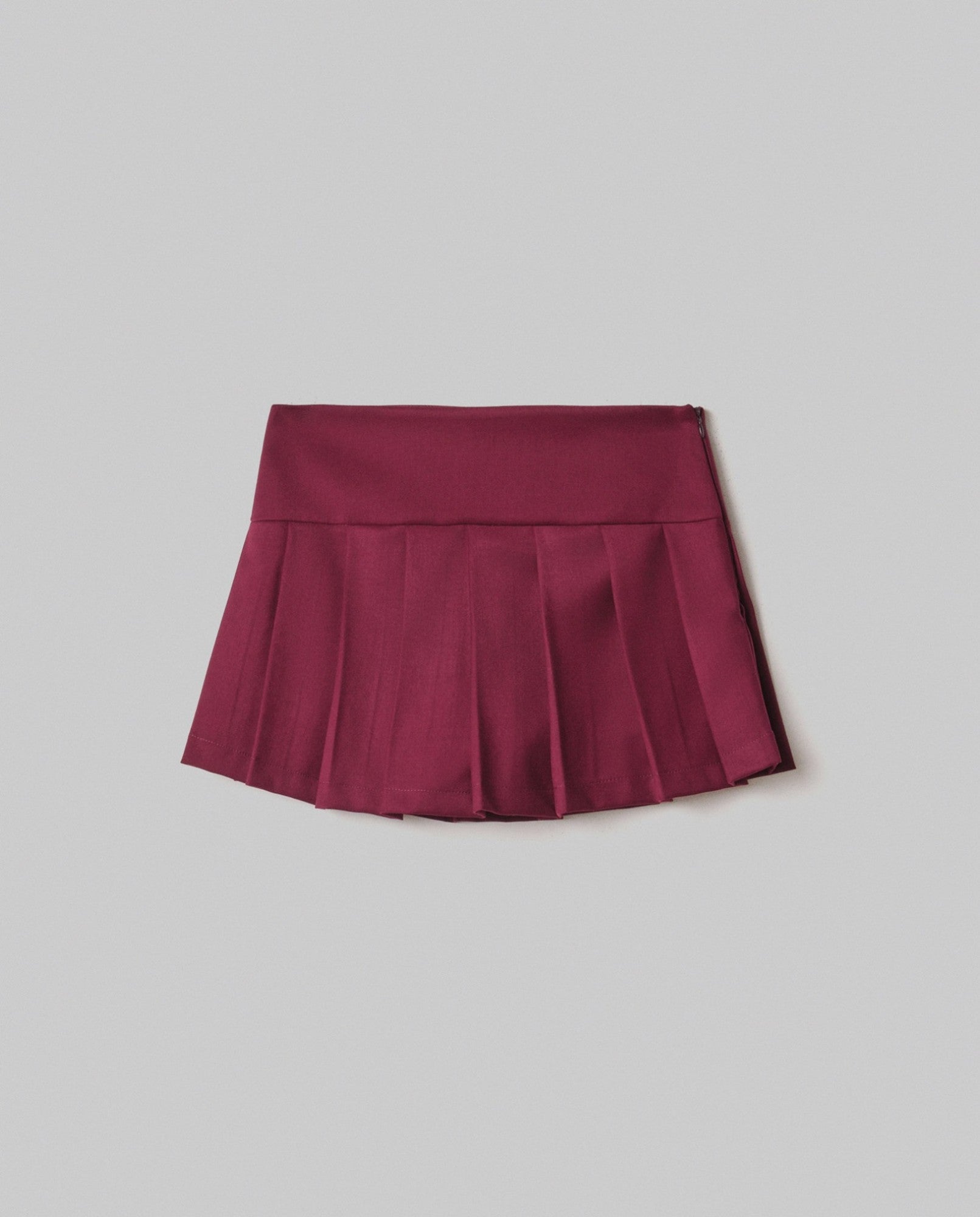 HINNOMINATE Gonna Donna Corta Pieghe con Pantaloncino-Bordeaux