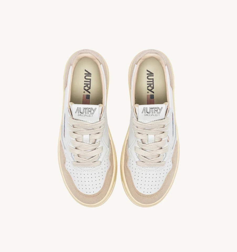 AUTRY Sneaker Donna Medalist Low-White Beige Gold