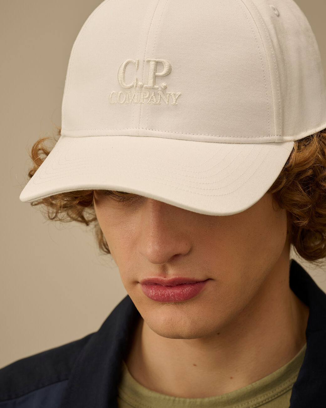 C.P. COMPANY Cappello Baseball Gabardina Logo Ricamato-Gauze White