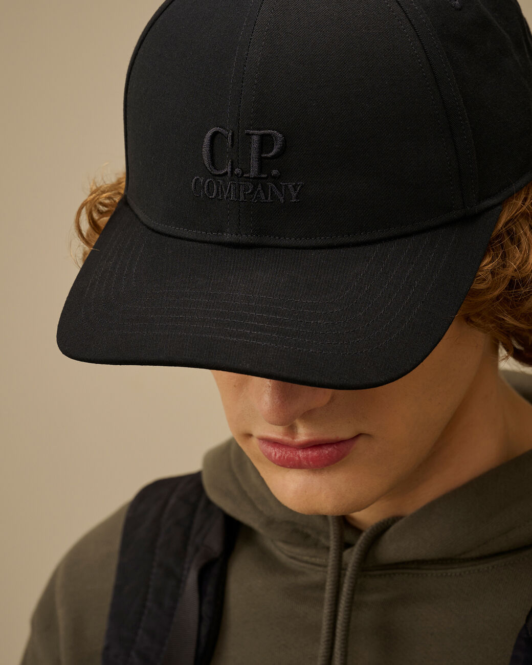 C.P. COMPANY Cappello Baseball Gabardina Logo Ricamato-Total Eclipse