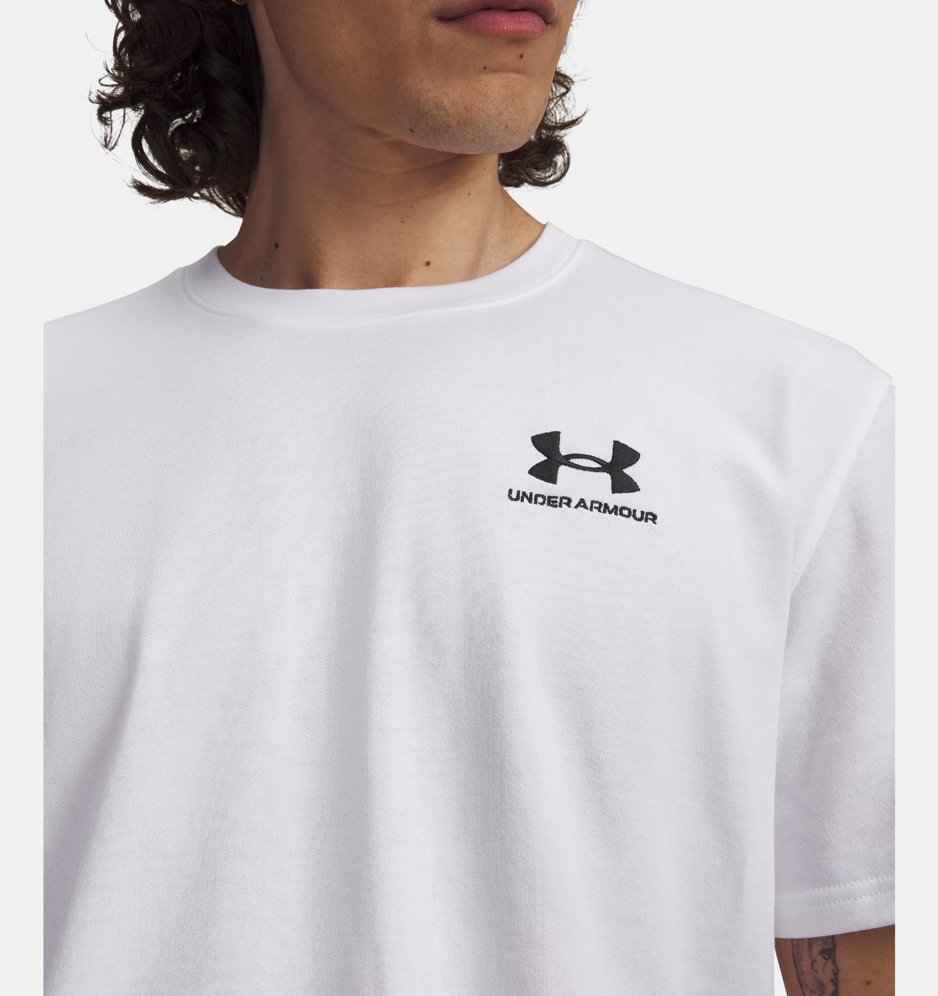 Under Armour T-Shirt Uomo Embroidered Heavyweight-White