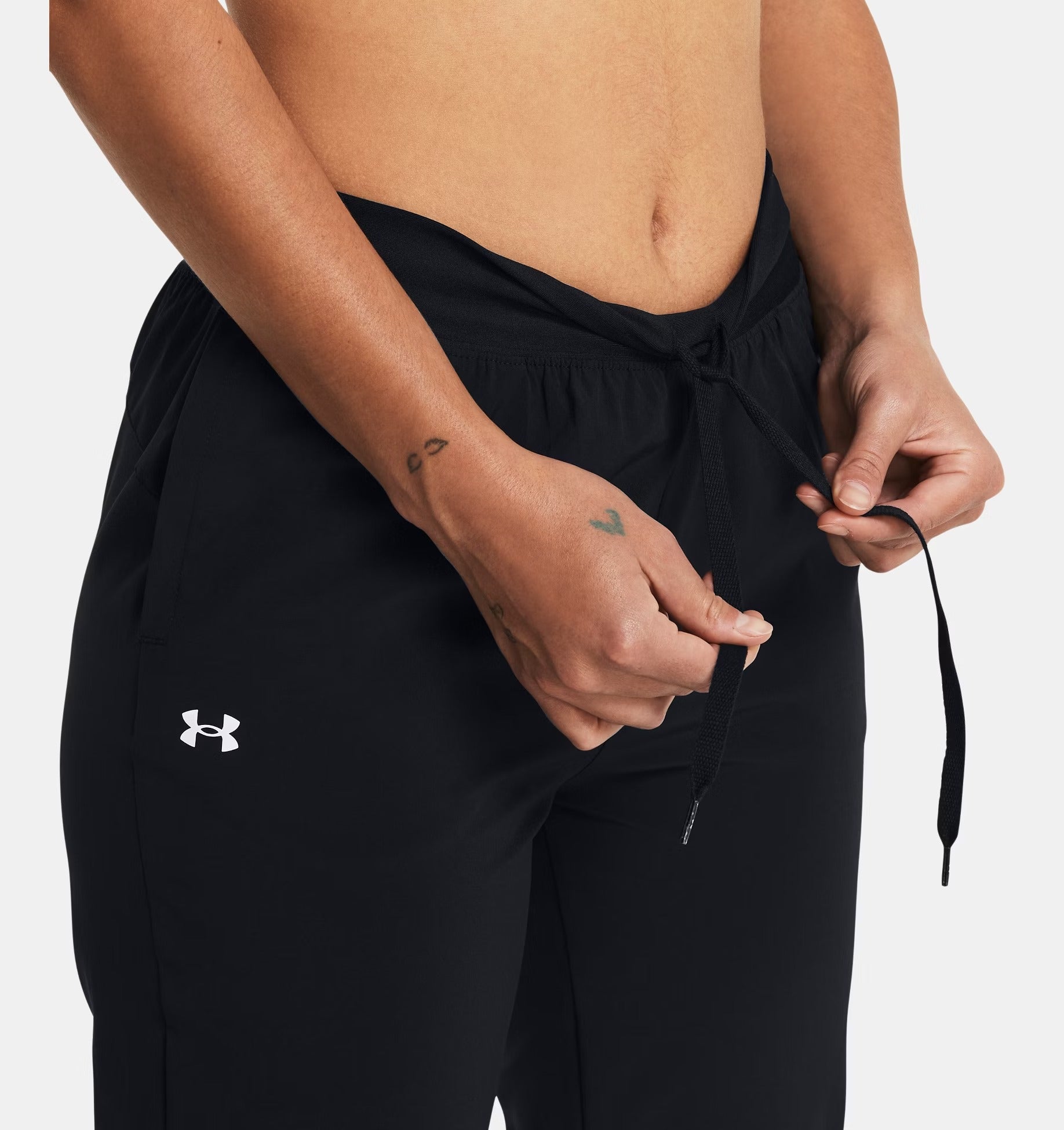 UNDER ARMOUR Jogger Donna RIVAL HIGH RISE WOVEN-Black White