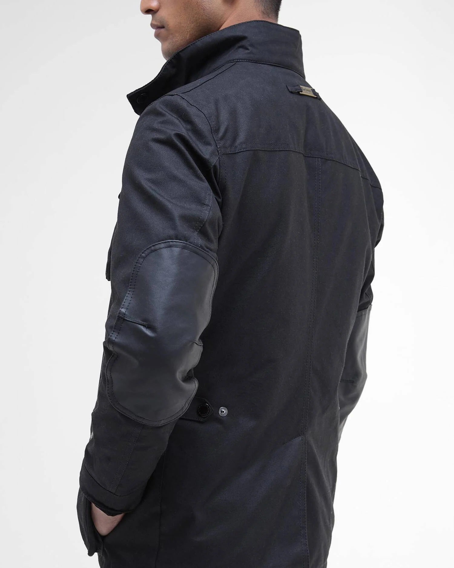BARBOUR Giacca Uomo OGSTON WAX-Black