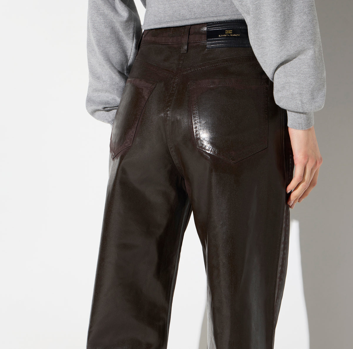 ELISABETTA FRANCHI JEANS Loose Laminato-Dark Chocolate