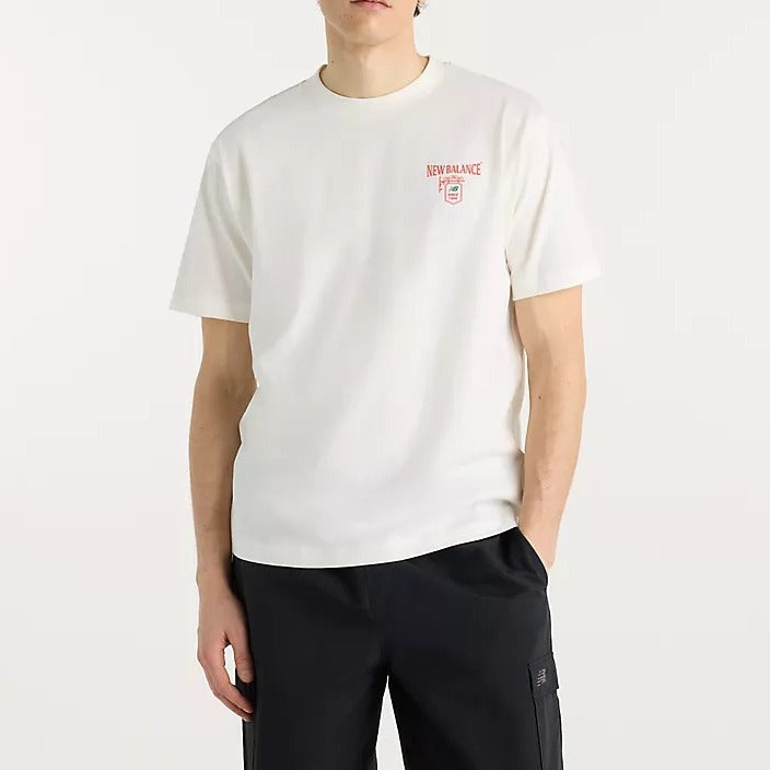 NEW BALANCE T-Shirt Uomo Grab A Bite London-Sea Salt