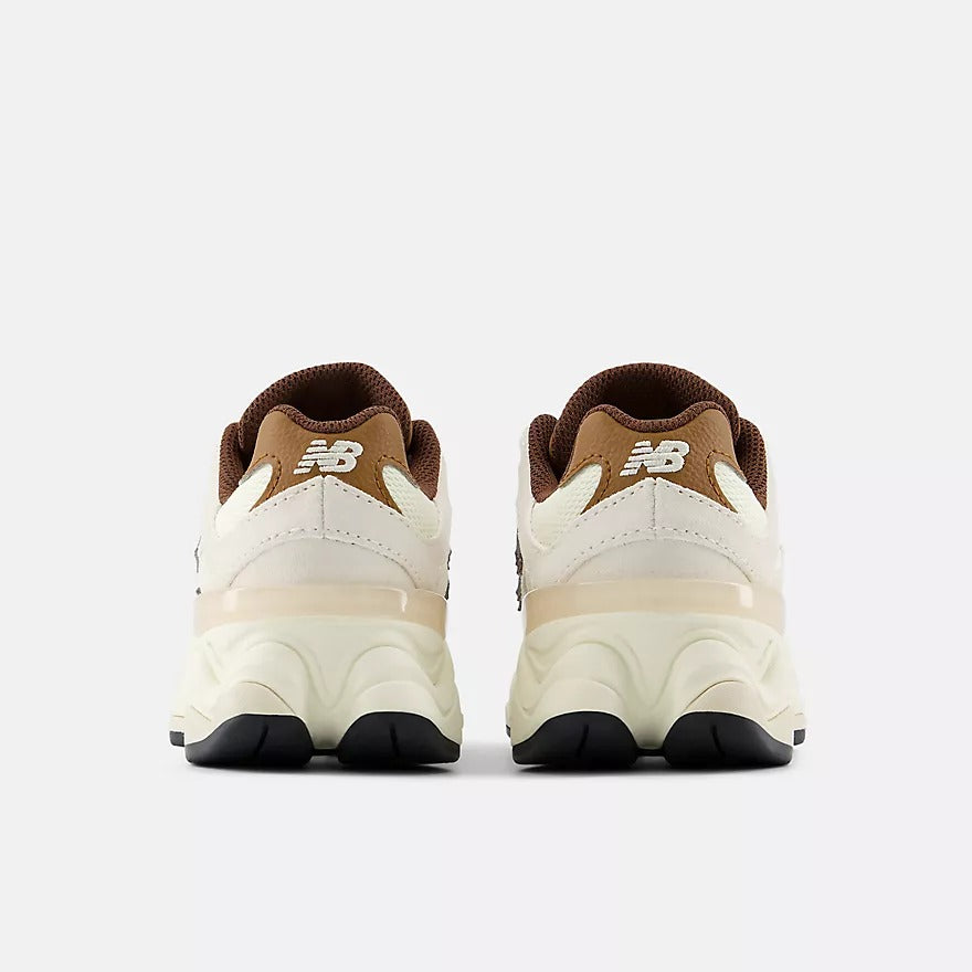 NEW BALANCE Sneaker Unisex Bambino 9060-Breakfast Tea/Angora