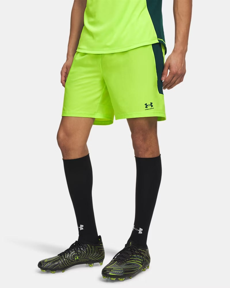 UNDER ARMOUR Shorts Uomo CHALLENGER PRO-Hyper Green/Arden Green