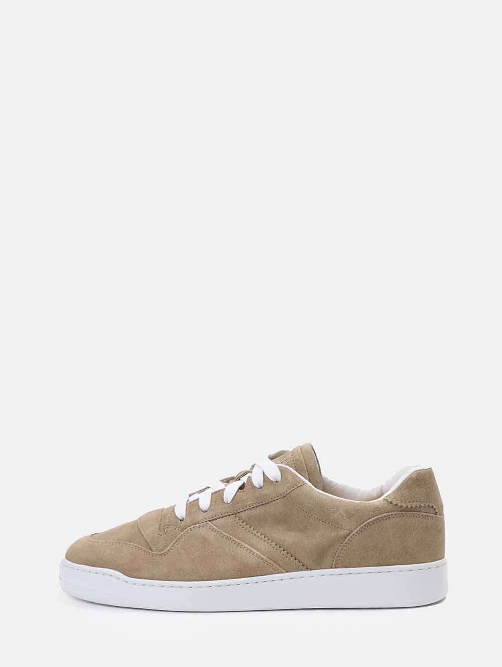 Sand sneakers