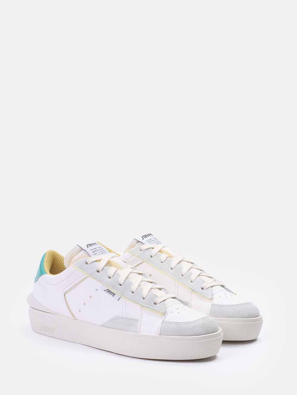 Water feather sneakers