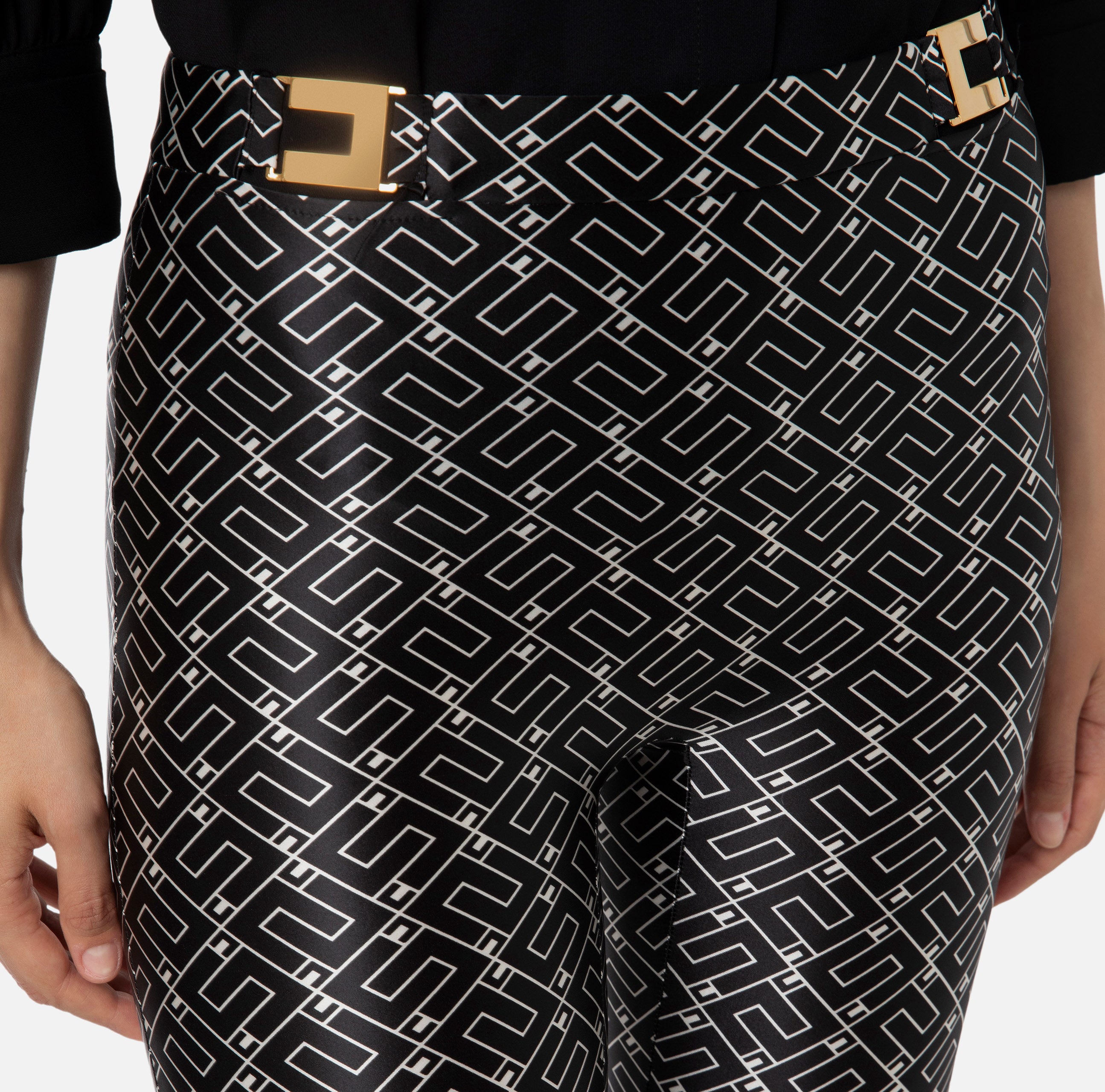Elisabetta Franchi Women's Trousers PA02636E2 BLACK BUTTER